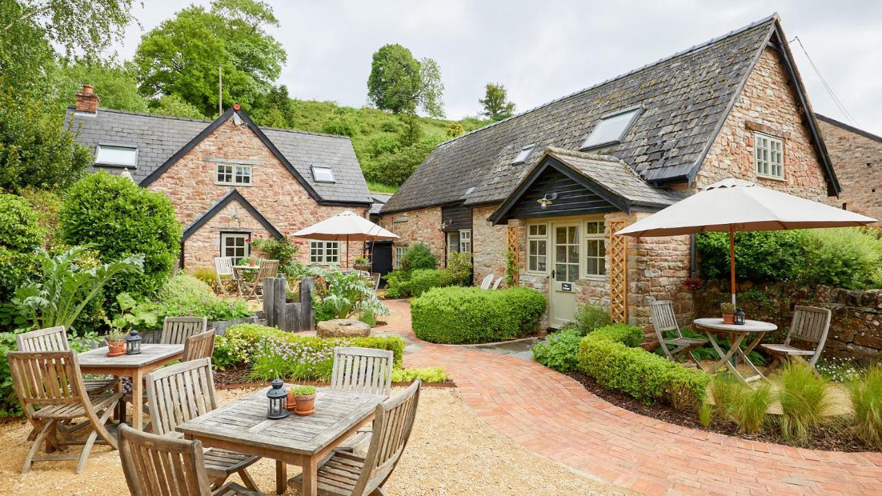 Tudor Farmhouse Hotel Clearwell Екстер'єр фото