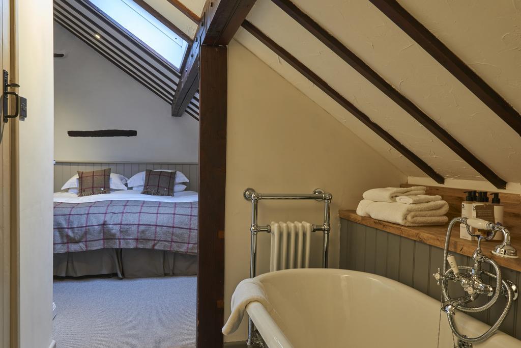 Tudor Farmhouse Hotel Clearwell Екстер'єр фото